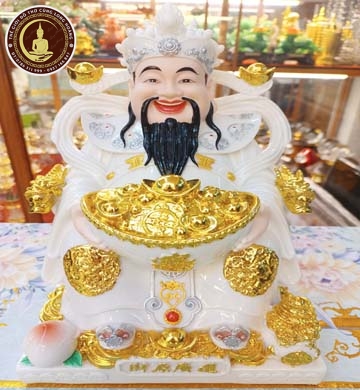 Thần Tiền Đá Trắng