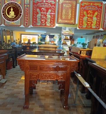 bàn thờ gỗ đỏ 1 cấp -1m07