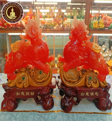 Tỳ Hưu Đỏ Đế Gỗ